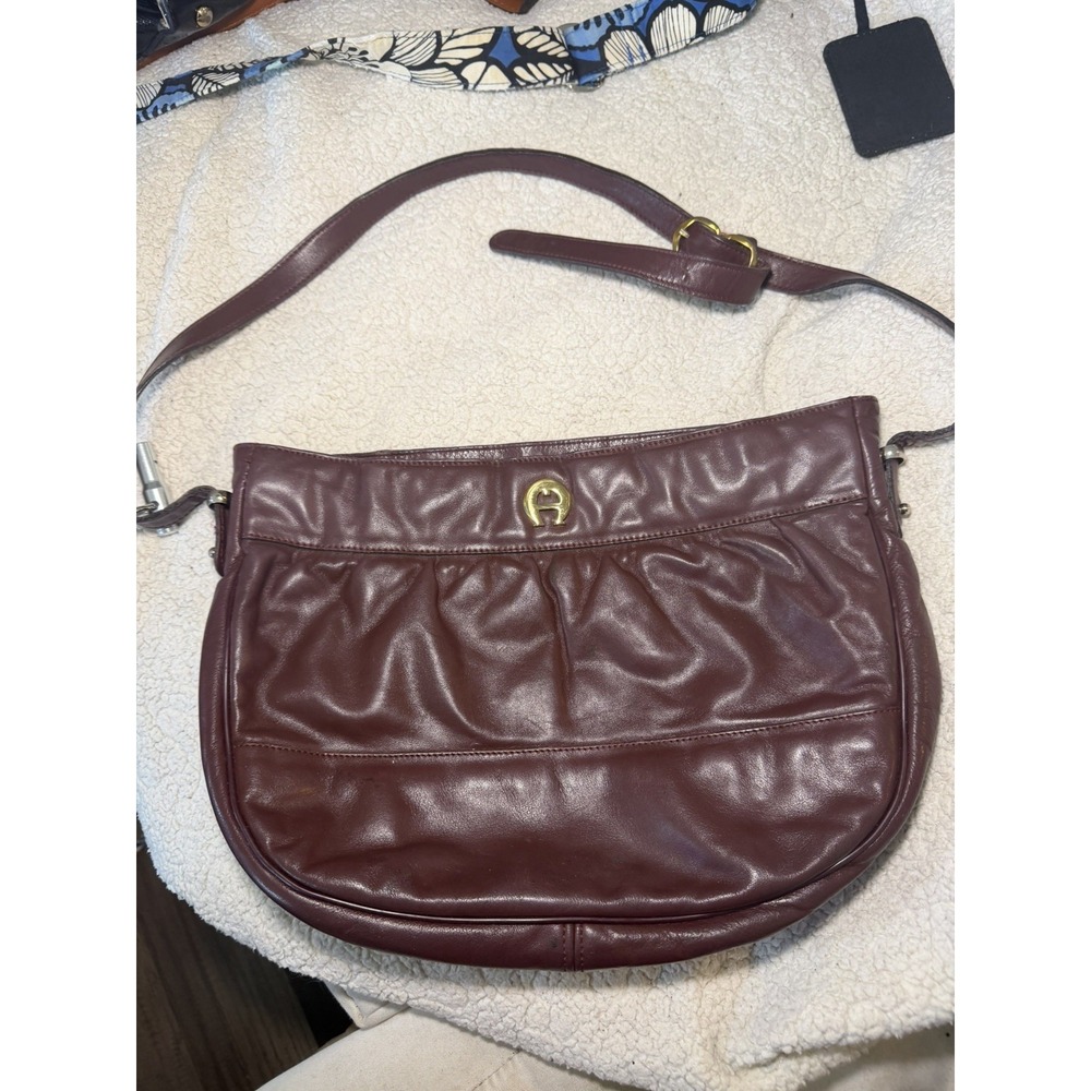 Vintage Etienne Aigner Leather Shoulder Bag  Oxblood Red Classic Hand Bag Y2k